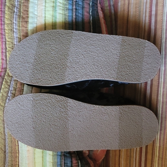 Sanuk Donna Cruz Black Crushed Velvet Slip on. Size 5 - Picture 6 of 9